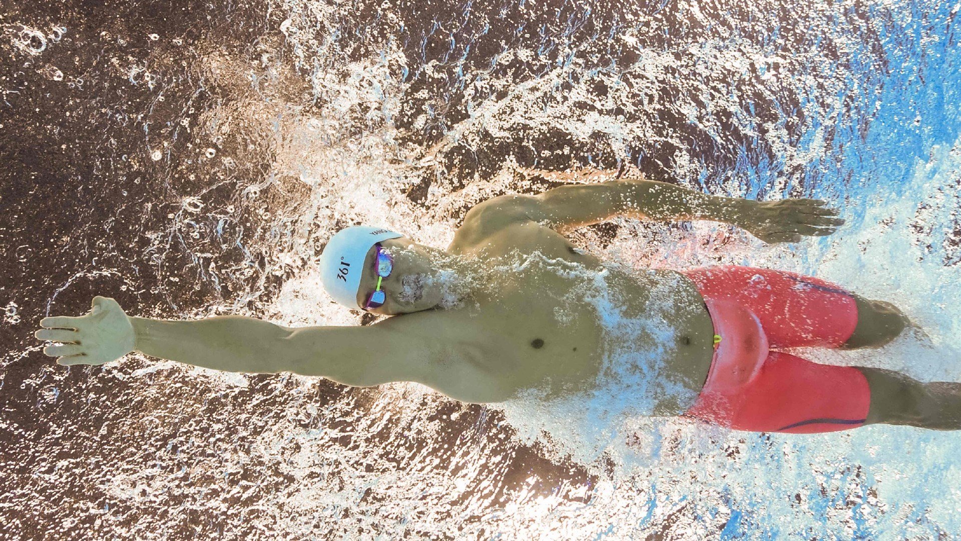 【夺冠故事】丁俊晖:坚持不懈的决胜战术,丁俊晖成名的一场比赛视频